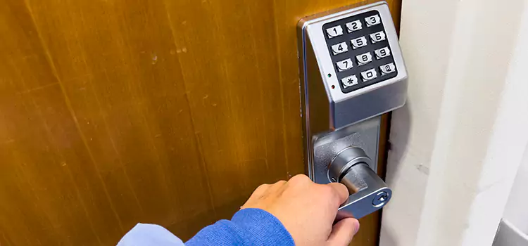 Why Choose Us for Your Keypad Lock Needs in Cedar Falls, IA?